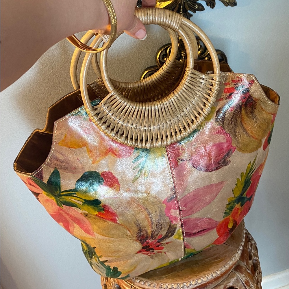 🌸🌺🌷Like new Patricia Nash Pratella Tote wicker wood handle leather bag🍀🌿 - Picture 4 of 13